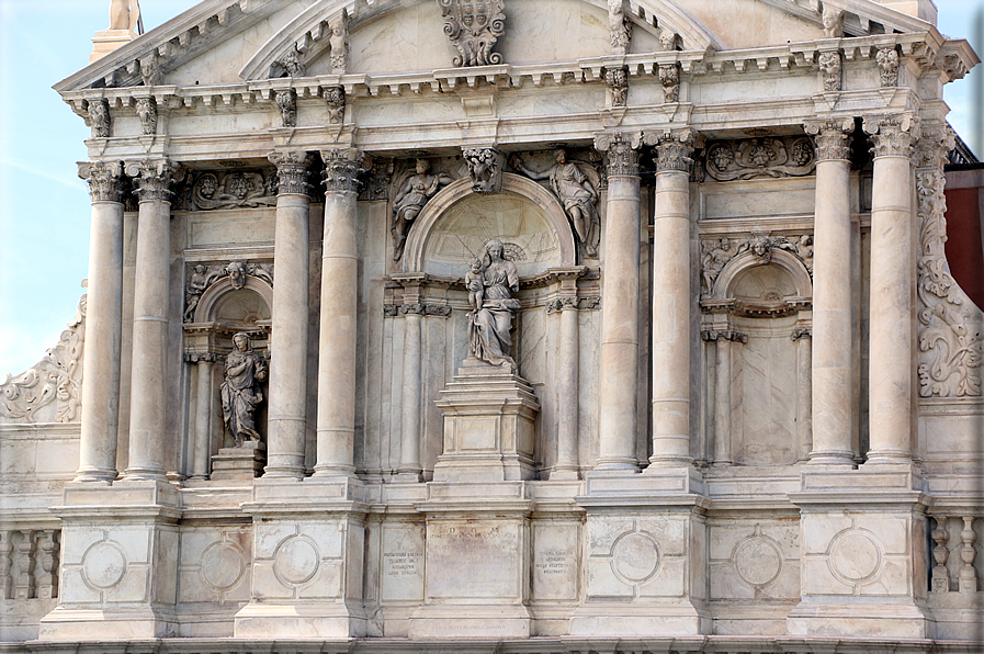 foto Chiesa di Santa Maria di Nazareth